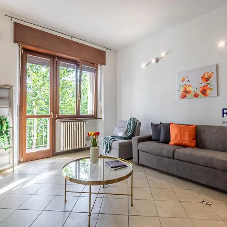 Station Skyline Suite, 300 Meters From The Station * Milão